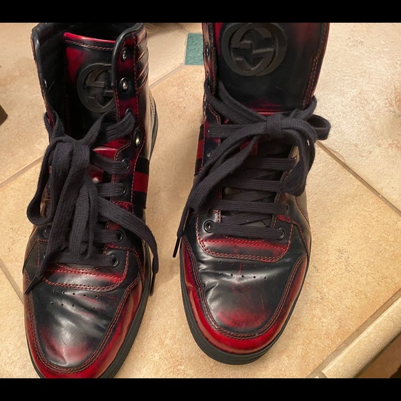 Men’s Gucci high top sneakers - Picture 3 of 7
